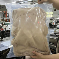 Sac d'emballage de vêtements Zip grands sacs de stockage personnalisés givrés à fermeture éclair sacs en plastique de vêtements de maison pour l'emballage de vêtements Big