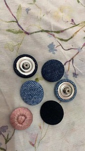 Custom 20mm Linen <strong>Fabric</strong> Covered Combined Cloth <strong>Button</strong> Candy <strong>Color</strong> Sustainable Snap <strong>Button</strong> Zinc Alloy Metal Shank Sewn <strong>Button</strong>