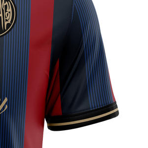 Camiseta de Fútbol Retro de Verano con Rayas Verticales Rojas y Azules, Ligera, Cómoda y de Alta Calidad, Servicio OEM - Product Image 4