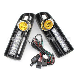 ไฟวิ่งกลางวันของ Volkswagen พร้อมไฟตัดหมอกสีเหลืองและแถบไฟ LED สำหรับ Bora Jetta ปี 1999-2005 ชุดกระจังหน้าล่าง - Product Image 5