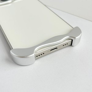 Nuova Custodia in Alluminio Metallico Antiurto per <span class=keywords><strong>iPhone</strong></span> 16 15 14 <span class=keywords><strong>13</strong></span> 12 Pro Max con Protezione per Obiettivo e <span class=keywords><strong>Fotocamera</strong></span> - Product Image 4