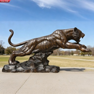 YOUFINE 맞춤형 야외 풍경 동물 동상 실물 크기 야생 동물 정원 예술 장식 청동 도약 호랑이 조각 - Product Image 1