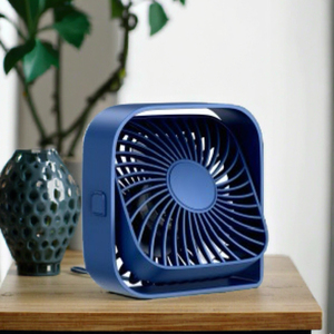 <span class=keywords><strong>3</strong></span> tốc độ mini xách tay USB bàn <span class=keywords><strong>fan</strong></span> mạnh mẽ luồng không khí & hoạt động yên tĩnh 360 xoay đứng người hâm mộ với có thể gập lại tính năng - Product Image 3