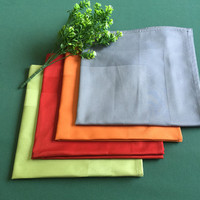 Serviettes de table en satin 100% coton avec bordure en satin pour hôtel