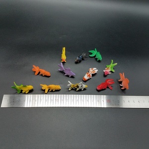 ของเล่นปลาทองพลาสติก PVC ยี่ห้อ JO รูปทรงสมจริง ของเล่นปลาทอง 3 มิติ ลดราคา - Product Image 3
