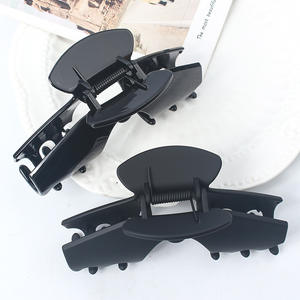 Pinza de Pelo de Plástico de 11.5cm con Diseño de Tiburón Grande para Mujeres, Ideal para Fiestas - Product Image 2