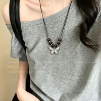 Nouveau Collier Long Polyvalent pour Femme, Style Chinois, en Corde Faite à la Main avec Perles en Bois et Papillon Argenté Vieilli Vintage