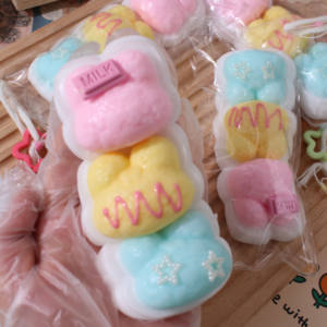 Trois Adorables Lapins Anti-Stress en Plastique Souple à Presser, Jouets Sensoriels Unisexe pour Filles, Récompenses de Fête, Cadeaux pour Enfants - Product Image 3