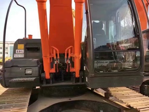 Excavadora Usada Hitachi ZX200 20T Original, Máquina de Cadenas de Segunda Mano para Excavación y Zanjado, Certificación CE, con Martillo Hidráulico - Product Image 4