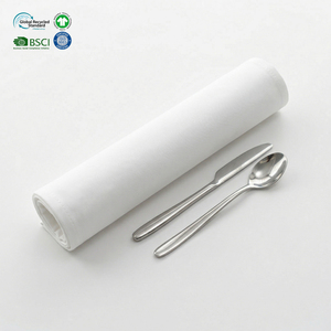 Custom Logo Label 18x18 Inch Poly Cotton Blend Waterproof Eco-Friendly Dinner Napkins White Reusable for Hotel Weddings Banquet - Product Image 1