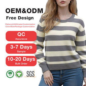 Maglione Classico Grigio e Bianco a Righe con Collo Rotondo e Polsini a Costine, Essenziale per <span class=keywords><strong>Donna</strong></span>, Personalizzabile, 100% Lana - Product Image 1