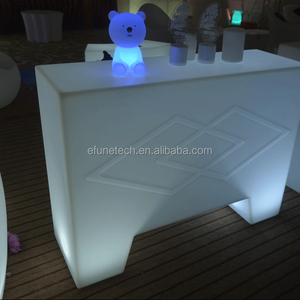 Mini barre lumineuse LED portable en plastique blanc de luxe pour l'extérieur Ensemble de <span class=keywords><strong>bar</strong></span> à boissons à distance avec changement de couleur RVB - Product Image 6