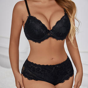 Vente chaude transfrontalière : Ensemble de lingerie féminine sexy en dentelle florale, style boyshort, pour poitrine généreuse, avec effet push-up et anti-affaissement - Product Image 2
