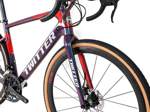 Bicicleta de Gravel 700c de Carbono Completa, 24 Velocidades, Precio Económico de Fábrica Original China 2026, Bicicleta de Carretera Holográfica - Product Image 3