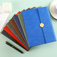 Coffret cadeau d'affaires en cuir avec carnet personnalisé avec logo et stylo métallique de signature, comme souvenir de bureau
