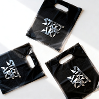 Maßgefertigte Langlebige Kleidungsverpackung Wiederverwendbare Gestanzte Handlange HDPE/PE Einkaufstaschen mit Individuellem Logo Tiefdruck/Siebdruck