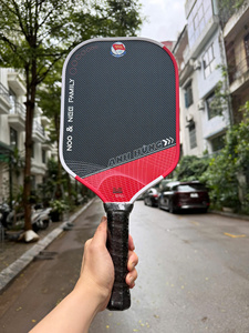 Raquette de pickleball EAVX Advanced Gen 4 sans bordure, construction en titane thermoformé, noyau en nid d'abeille en bois de peuplier, puissance et contrôle du spin - Product Image 5