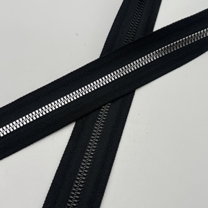 Cerniera continua in resina di alta qualità con denti in argento elettrolitico modello 5 # liscio e a prezzi ragionevoli <span class=keywords><strong>per</strong></span> indumento e borse - Product Image 6