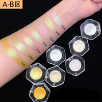 Palette de fards à paupières MLM avec des couleurs chatoyantes hautement pigmentées pour le maquillage quotidien et les soirées, logo personnalisé OEM ODM