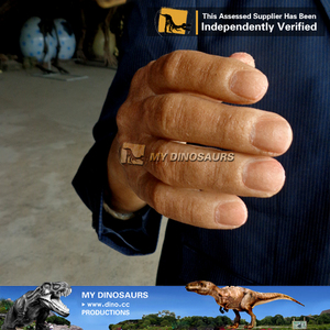 Statue en cire humaine réaliste My Dino faite sur mesure à vendre - Product Image 3