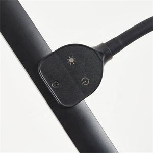 <span class=keywords><strong>Lampe</strong></span> <span class=keywords><strong>de</strong></span> <span class=keywords><strong>bureau</strong></span> <span class=keywords><strong>à</strong></span> <span class=keywords><strong>pince</strong></span> <span class=keywords><strong>en</strong></span> <span class=keywords><strong>gros</strong></span>, <span class=keywords><strong>à</strong></span> intensité variable tactile, flexible, ultra-lumineuse, LED, pour <span class=keywords><strong>bureau</strong></span> - Product Image 3