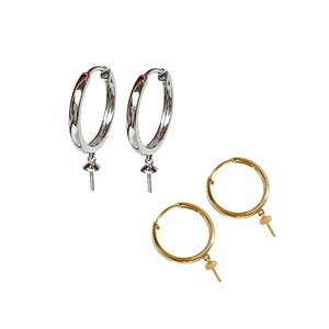 Populares Pendientes de Perlas de Oro de 18K con Acabado Mate Fino, Adornados con Pequeños Detalles Brillantes - Product Image 3