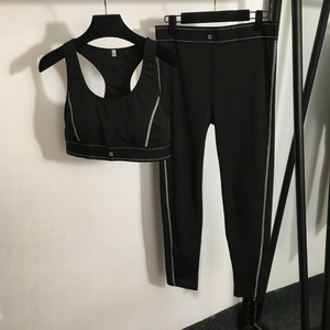 Conjunto Deportivo de Yoga para Mujer, Marca Al, Top Sin Mangas y Leggings, Ropa de Entrenamiento de Yoga, Conjunto con Relleno Sin Costuras para Gimnasio y Fitness - Product Image 1