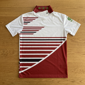 เสื้อเจอร์ซีย์แบบซับลิเมชั่นสั่งทำพิเศษ โลโก้ด้านหน้า โพลีเอสเตอร์ 100% สำหรับการแข่งขันและฝึกซ้อม ระบายอากาศได้ดี แขนสั้น ทรงปกติ เสื้อผ้าสำหรับผู้ใหญ่ - Product Image 1