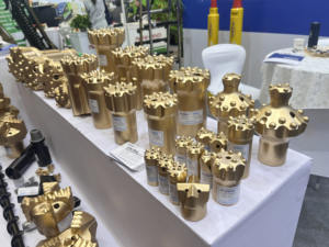 내구성 있는 회전식 공장 최고 품질 76mm T38 유압 나사형 버튼 록 드릴 비트 - Product Image 4