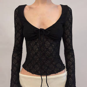 Chemise pour femme à manches longues, col en V, détails de nœud, ajustée, en dentelle noire florale respirante, style punk gothique - Product Image 4