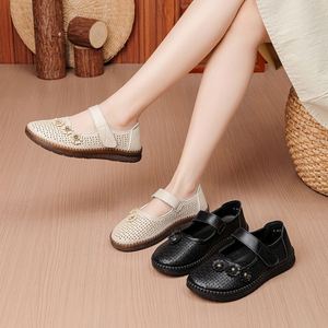 Sandalias Transpirables con Diseño Calado para Mamá, Planas, con Cierre de Velcro, Suela Suave, Cómodas, Antideslizantes, Resistentes al Desgaste, para Personas Mayores - Product Image 5