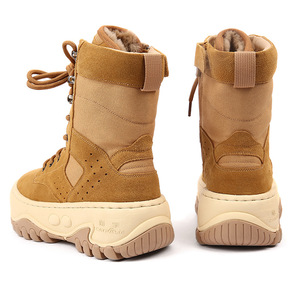 Botas Tácticas de Cuero Vacuno Duraderas y Ligeras al por Mayor para Unisex, Botas de Trabajo para Invierno con Forro de Piel de Oveja - Product Image 3
