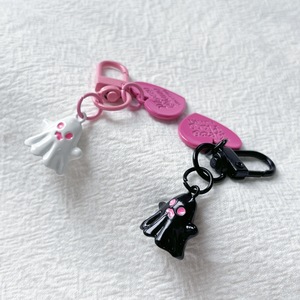 <span class=keywords><strong>Porte</strong></span>-clés fantôme noir et blanc en alliage, best-seller, pendentifs pour sacs à dos, accessoires, style <span class=keywords><strong>couple</strong></span>, <span class=keywords><strong>porte</strong></span>-clés pour meilleur ami - Product Image 4