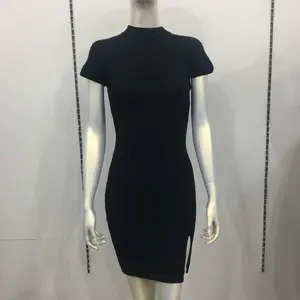 Vente en gros de robes moulantes sexy au design nouveau pour filles Yong pour femmes modèle personnalisé jupes d'été sexy et moulantes en tricot pour femmes