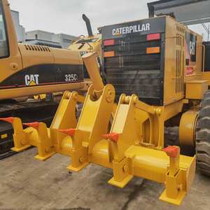 Niveleuses d'occasion en condition supérieure CAT 140H Production japonaise Niveleuses d'occasion Cat 140H Machinerie lourde fabriquée au Japon - Product Image 3