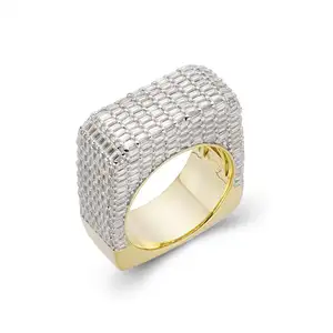 Nuovo Design 925 argento Sterling ghiacciato Baguette diamante zircone placcato oro gioielli di moda anelli per gli uomini