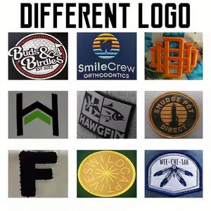 Gorras de Béisbol Personalizadas de 5 Paneles con Bordado 3D, Color Negro Liso, para Hombre y Mujer, Gorras con Visera Curva y Cierre a Presión - Product Image 4