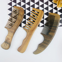 Peigne à barbe en bois à dents larges, portable et écologique, avec longue poignée, pour le soin de la barbe, marque privée de fabrication chinoise