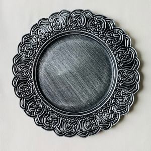 Plateaux multicolores en plastique épais à double placage avec dentelle vintage Courtly Plateau à fruits Assiettes de chargement décoratives - Product Image 5