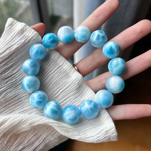 Pulsera Elástica de Larimar Natural Dominicano de Primera Calidad, con Patrón de Ondas Azules, Gema de Larimar, Joyería de Cristal Curativa - Product Image 2