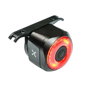 إكس أو إس إكس آر برو فريق التزامني الذكي مصباح خلفي للسيارة حساس الفرامل قابل لإعادة الشحن إضاءة خلفية للدراجة إشارة تحذير إضاءة خلفية ملحقات الدراجة