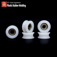 Roue à gorge en U / Roue coulissante en nylon plastique durable personnalisée avec roulement métallique