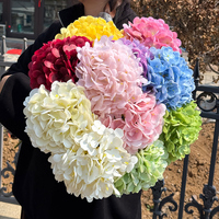 Bunga Hydrangea Realistis Sentuhan Nyata Simulasi Bunga Lembut Hydrengea Palsu Dekorasi Pernikahan Rumah Rangkaian Bunga