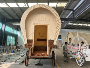 Venta Directa de Fábrica de Tiendas de Campaña Clásicas de Madera con Baterías de Litio / Autos Clásicos de Turismo Nuevos con Descuento - Product Image 4