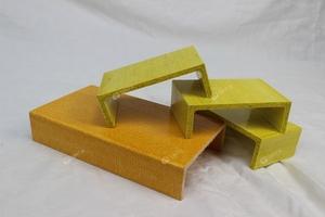 Canal de pultrusión FRP en forma de <span class=keywords><strong>C</strong></span>, fibra de vidrio, perfiles, vigas de canal FRP en U - Product Image 3