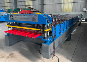 Máquina de fabricación de tejas metálicas de <span class=keywords><strong>pizarra</strong></span> de una sola capa Máquina formadora de rollos de hoja de techo Ibr corrugado trapezoidal Precios de fábrica - Product Image 4