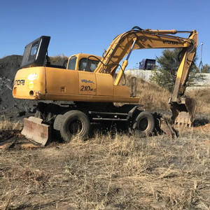 Pelle multifonction sur chenilles originale de la Corée Hyundai 210 d'occasion Hyundai Haute efficacité en bon état en vente - Product Image 1