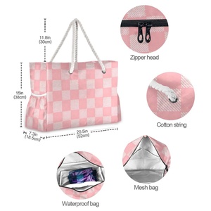 Sac de plage pour femme personnalisé à carreaux roses, grande capacité, avec poignée en corde naturelle, sacs de plage pour les vacances d'été et les voyages - Product Image 4
