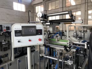 Máquina de Encolado de Perfiles con Pegamento Termofusible <span class=keywords><strong>PUR</strong></span> para Marcos de Puertas y Ventanas de Madera HOLZH - Product Image 3