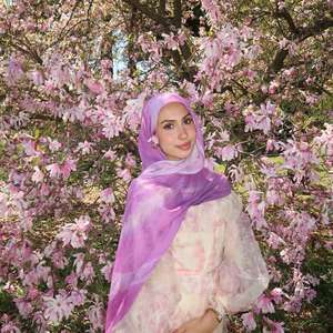 Pañuelo Musulmán con Logotipo Personalizado Más Vendido en 2026, Hijab Modal Estampado para Mujer, Transpirable, Versátil para las 4 Estaciones - Product Image 1